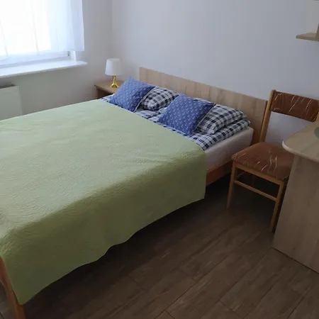 Lucy Séjour chez l'habitant *